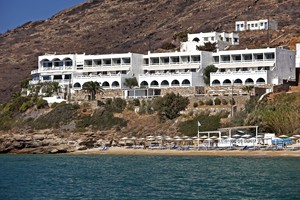  PERRAKIS BEACH HOTEL 3* Sup , Κυπρί , Άνδρος !