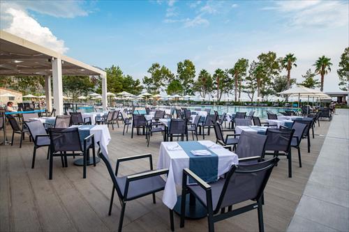 Paleros-Beach-Resort-Luxury-Hotel-Restaurant-4